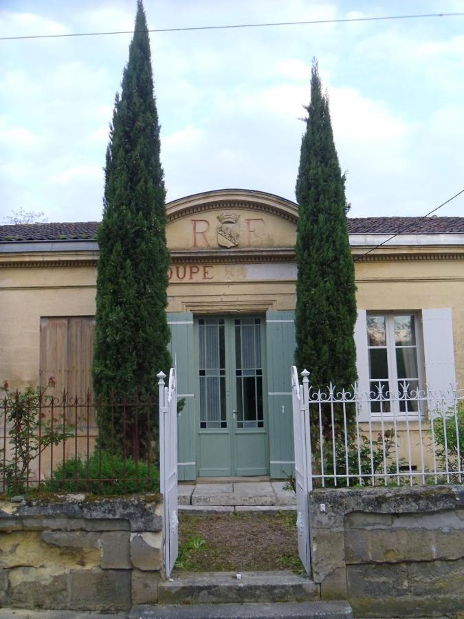 Romantic Gite Nr St Emilion With Private Pool And Views To Die For Pujols  Exterior photo